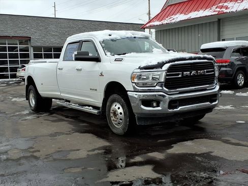 Used 2019 RAM 3500 Big Horn image 7