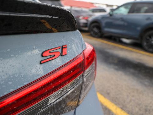 Used 2024 Honda Civic Si image 11
