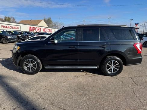 Used 2019 Ford Expedition XLT w/ Equipment Group 202A AWD/4WD image 5