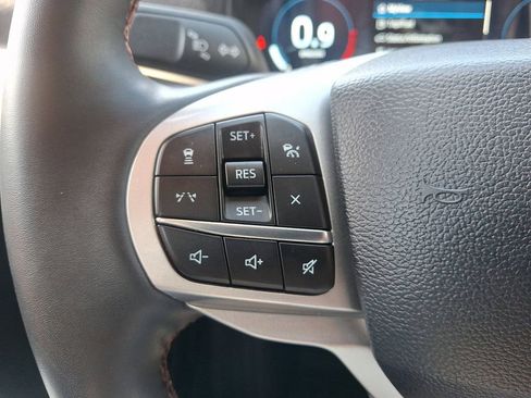 Certified 2025 Ford Explorer Active w/ Active Comfort Package AWD/4WD image 22