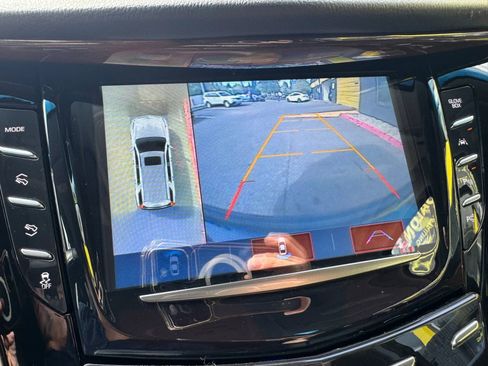 Used 2018 Cadillac Escalade ESV Premium Luxury image 35