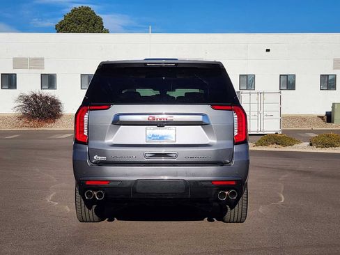 Used 2021 GMC Yukon Denali w/ Denali Premium Package image 15