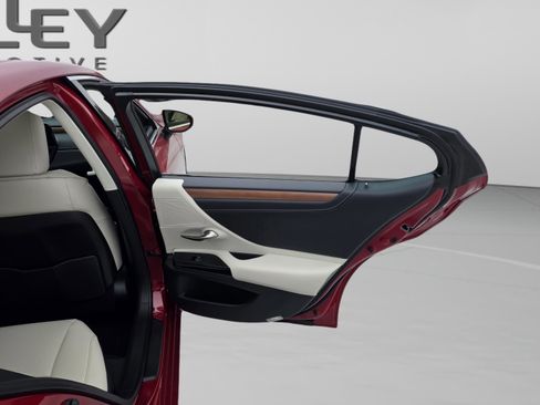 New 2025 Lexus ES 350 w/ Premium Package image 23