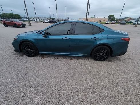 Certified 2025 Toyota Camry SE w/ Convenience Package FWD image 9