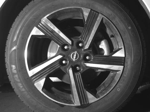 Used 2025 Nissan Sentra SV image 13