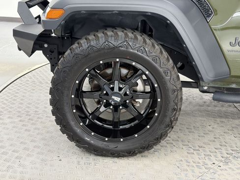 Used 2024 Jeep Wrangler Unlimited Sport AWD/4WD image 13