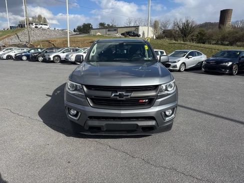 Used 2018 Chevrolet Colorado Z71 AWD/4WD image 3
