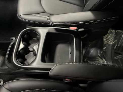 New 2026 Chrysler Pacifica Select image 20