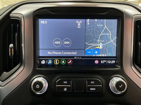 Used 2019 GMC Sierra 1500 SLT w/ SLT Premium Plus Package AWD/4WD image 27