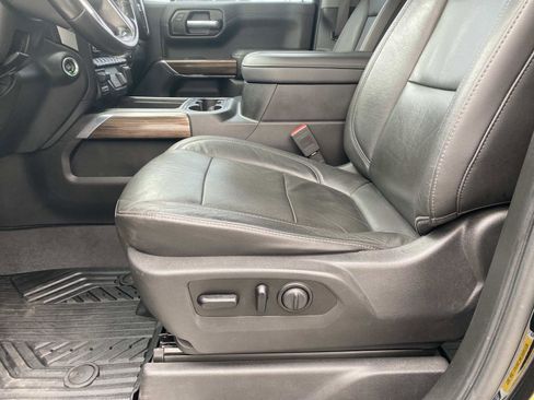 Used 2020 Chevrolet Silverado 1500 LT Trail Boss image 21