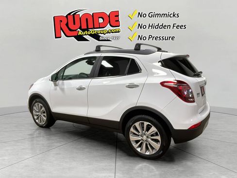 Used 2020 Buick Encore Preferred w/ Safety Package image 3