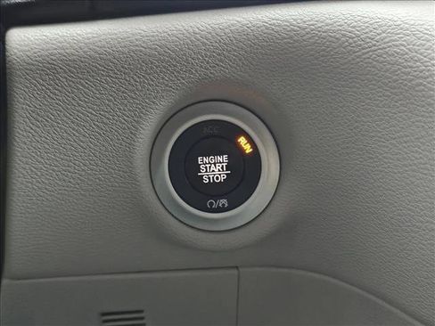 Used 2017 Chrysler Pacifica Touring-L Plus w/ Advanced Safetytec Group image 27