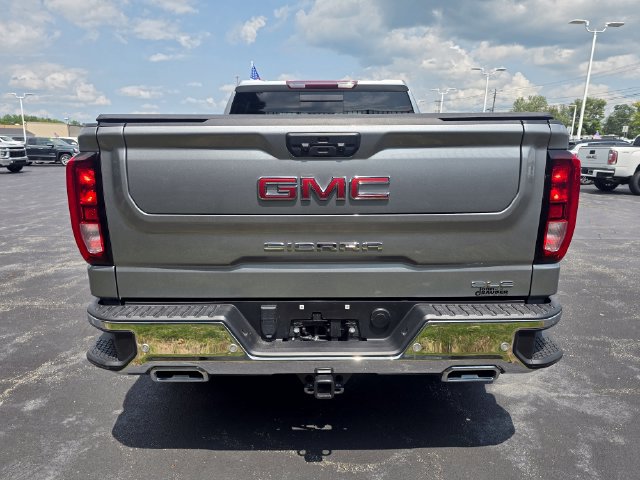 Used 2024 GMC Sierra 1500 SLE w/ Preferred Package AWD/4WD image 4