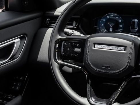 New 2026 Land Rover Range Rover Velar Belgravia AWD/4WD image 24