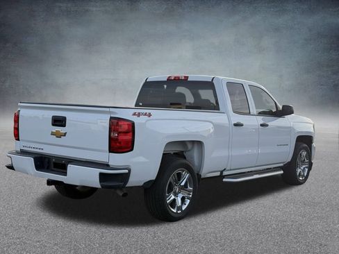 Used 2019 Chevrolet Silverado 1500 Custom image 4