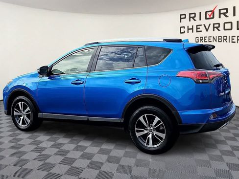 Used 2018 Toyota RAV4 XLE w/ Plus Extra Value Package FWD image 6