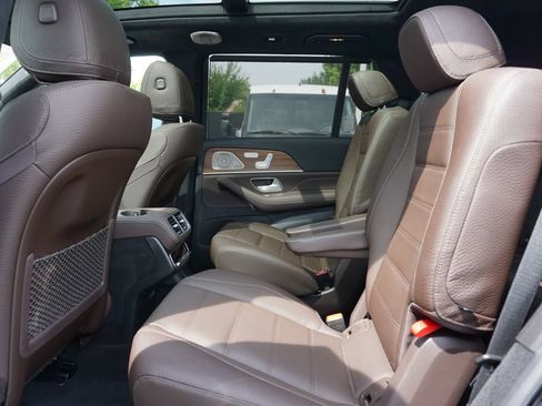 Certified 2023 Mercedes-Benz GLS 580 4MATIC image 44