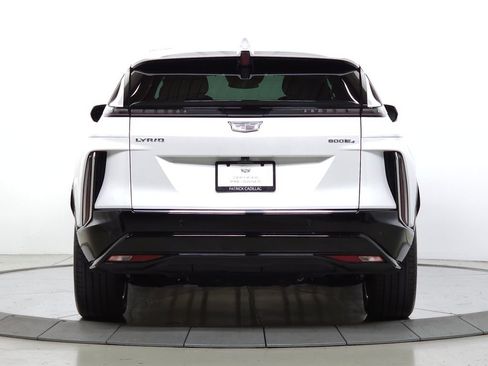 Certified 2024 Cadillac Lyriq Luxury w/ LPO, Floor Liner Package AWD/4WD image 5