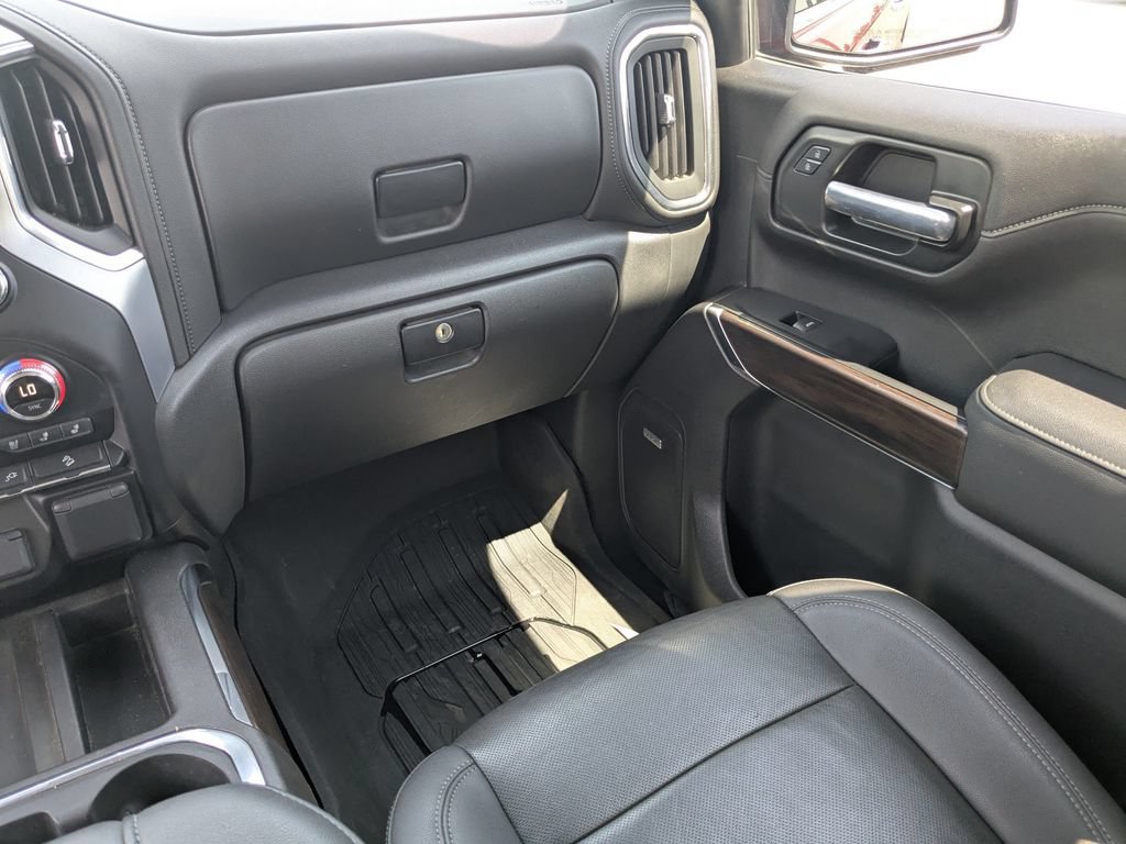 Used 2021 GMC Sierra 1500 SLT w/ SLT Premium Plus Package AWD/4WD image 17