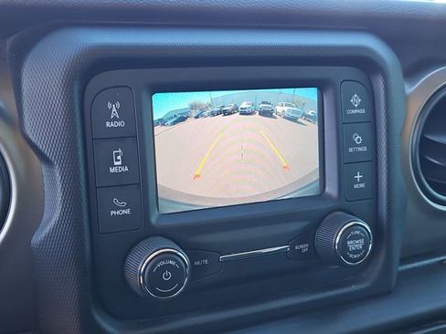 Used 2021 Jeep Wrangler Sport image 18