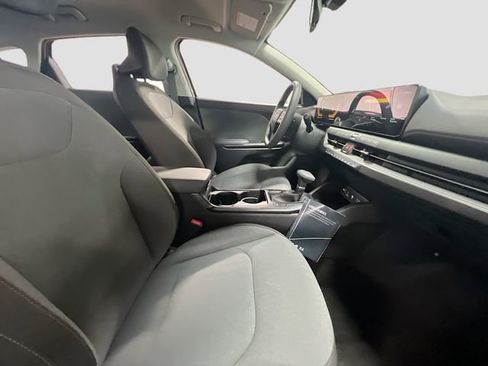 New 2026 Kia K4 FWD image 26