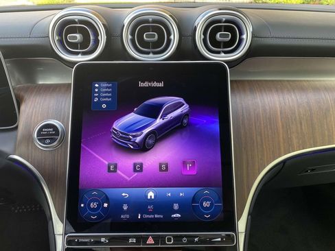 Certified 2025 Mercedes-Benz GLC 300 4MATIC image 36