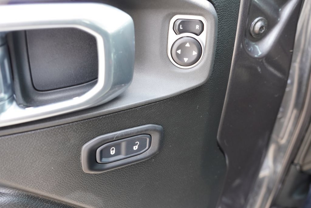 Used 2022 Jeep Gladiator Sport AWD/4WD image 20