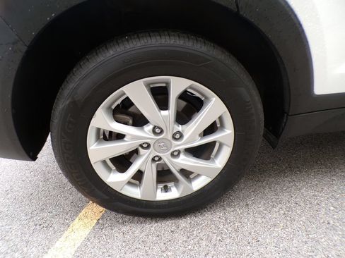 Used 2021 Hyundai Tucson SE FWD image 20