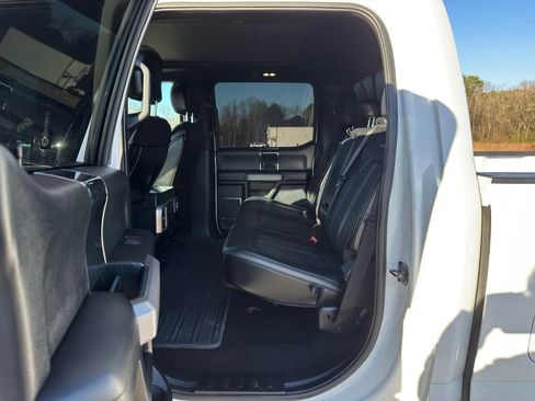 Used 2020 Ford F350 Platinum image 17