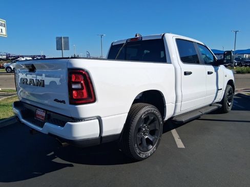 New 2026 RAM 1500 Express AWD/4WD image 5