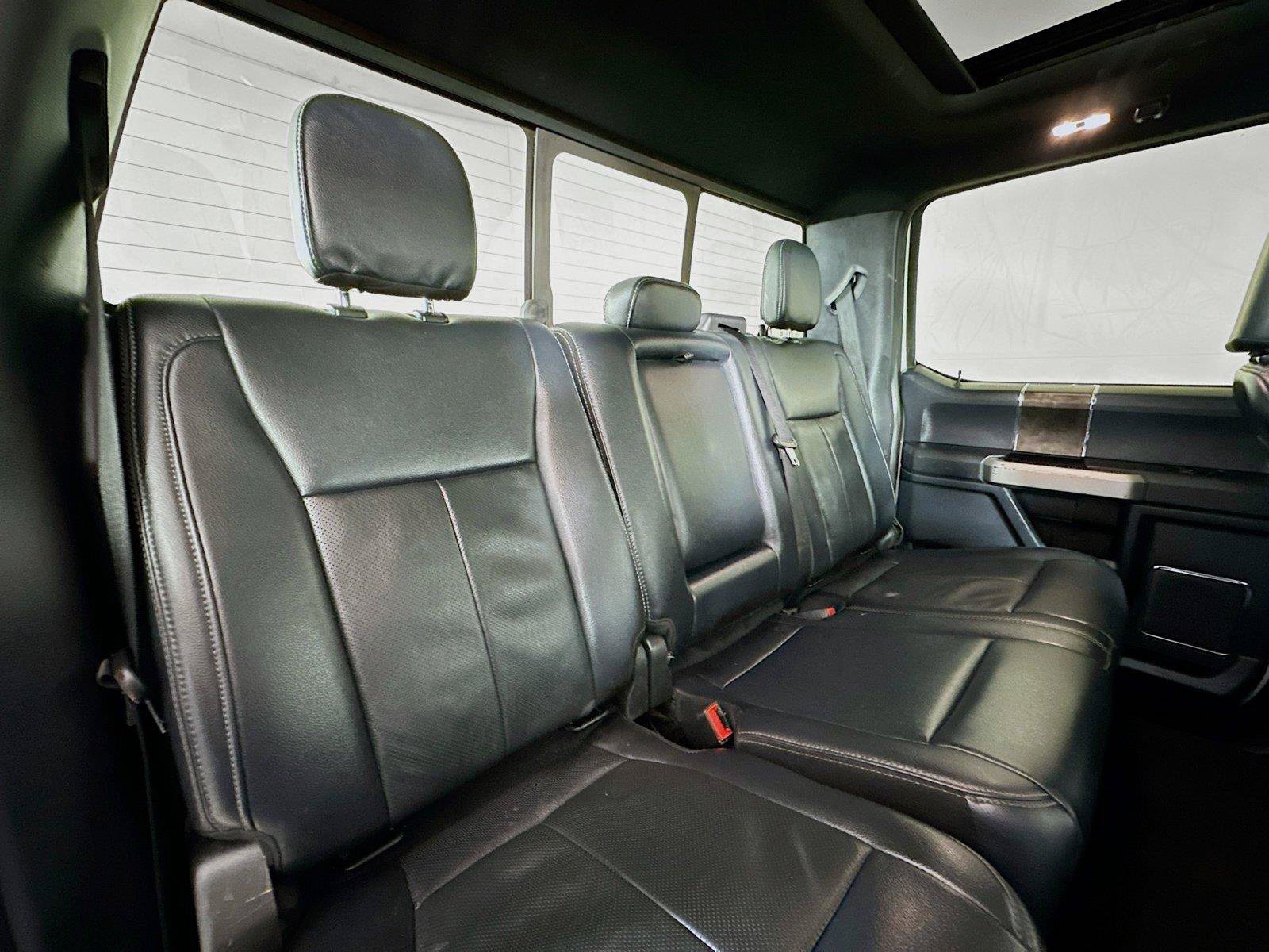 Used 2022 Ford F250 Lariat w/ Black Appearance Package AWD/4WD image 27