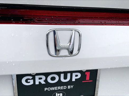 Used 2024 Honda Civic EX-L image 33