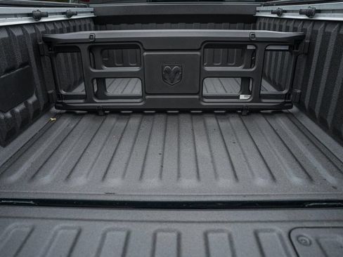 New 2026 RAM 1500 Laramie AWD/4WD image 11