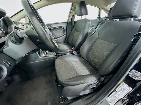 Used 2013 Ford Fiesta SE image 13