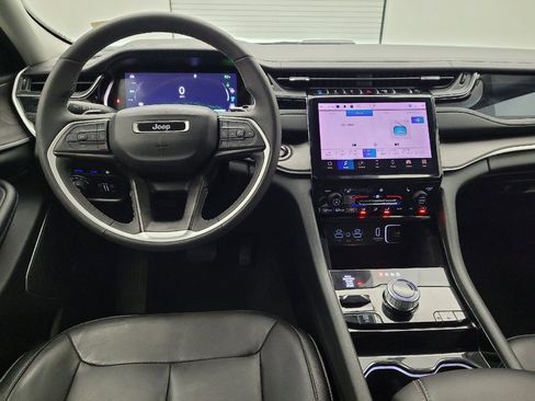 Used 2022 Jeep Grand Cherokee Limited 4xe image 22