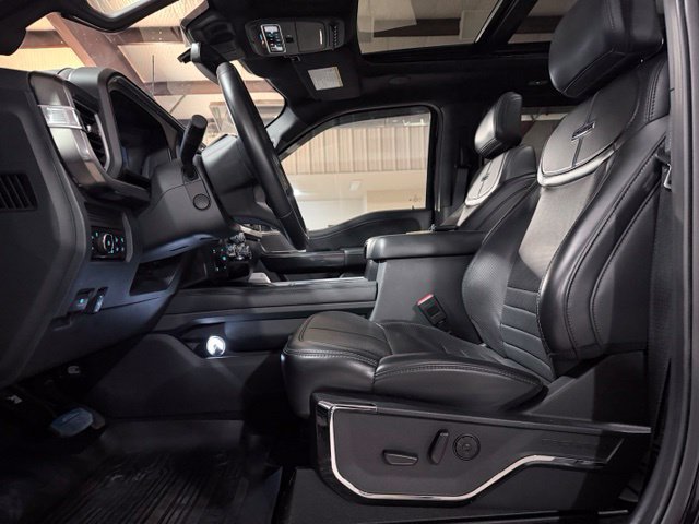 Used 2025 Ford F350 Platinum AWD/4WD image 14