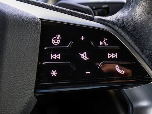 Used 2024 Audi Q4 e-tron Premium Plus w/ Premium Plus image 30