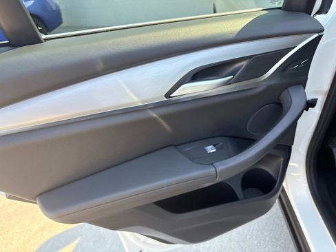 Used 2025 BMW X4 xDrive30i image 11