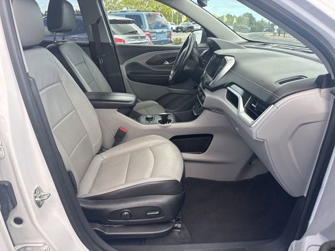 Used 2020 GMC Terrain SLT w/ Preferred Package image 14