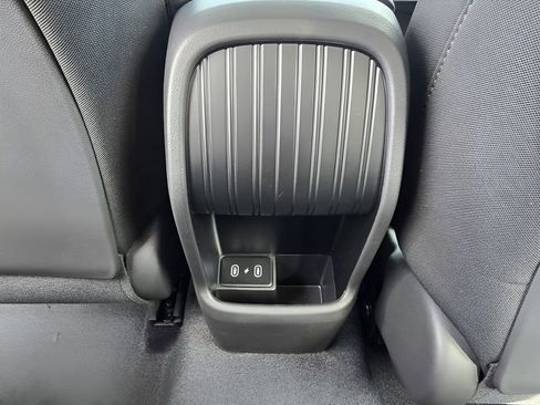 New 2026 Hyundai Kona SE image 28