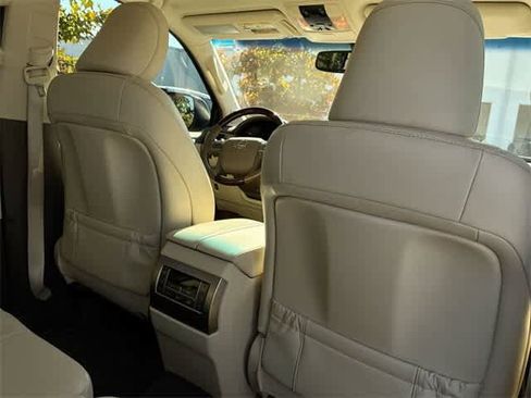 Used 2019 Lexus GX 460 Luxury image 13