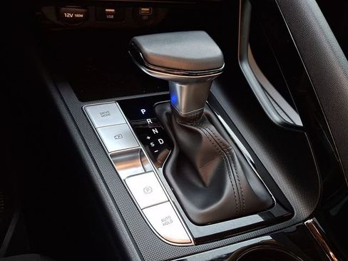 Used 2023 Hyundai Elantra SEL w/ Convenience Package image 14