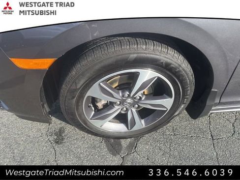 Used 2018 Honda Odyssey Touring image 5