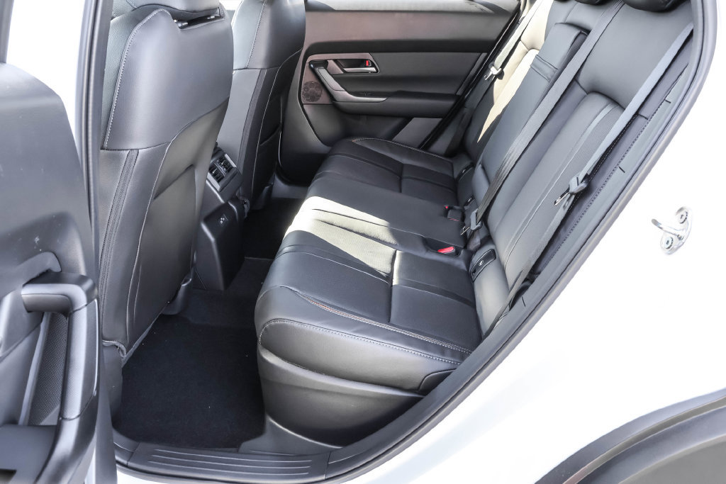 Used 2026 MAZDA CX-50 AWD 2.5 Hybrid w/ Weather Package image 30