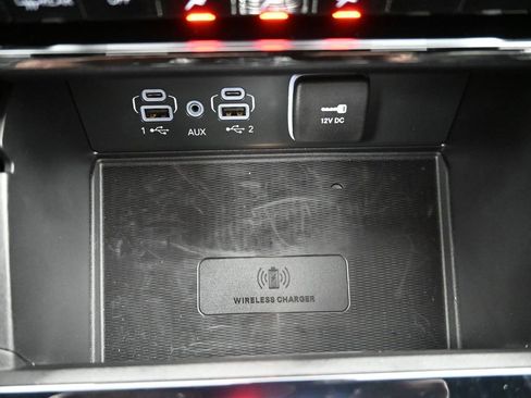 Used 2025 Jeep Grand Cherokee L Altitude AWD/4WD image 22