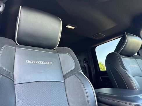 Used 2021 RAM 2500 Laramie w/ Night Edition image 19