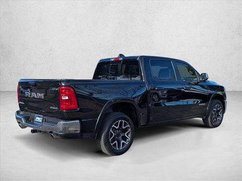 Used 2025 RAM 1500 Laramie image 5