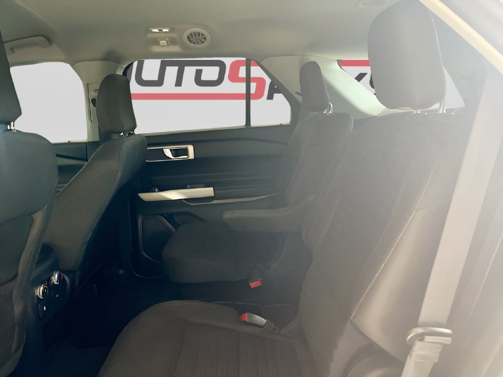 Used 2021 Ford Explorer XLT RWD image 23