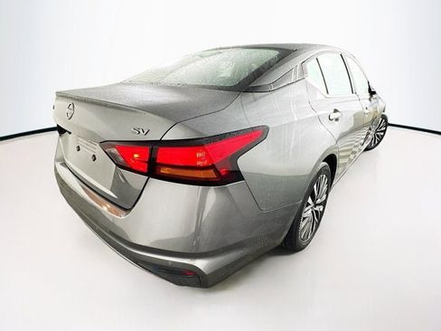 Certified 2023 Nissan Altima 2.5 SV image 5