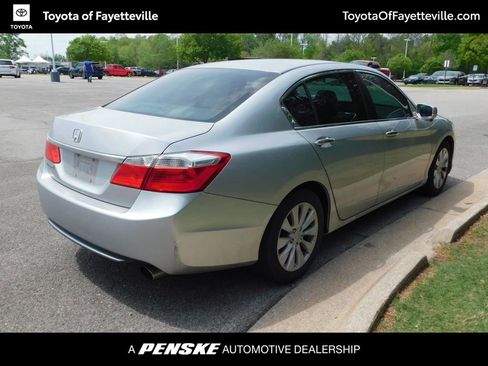 Used 2015 Honda Accord EX image 4
